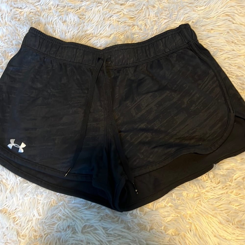 Women’s Under Armour short